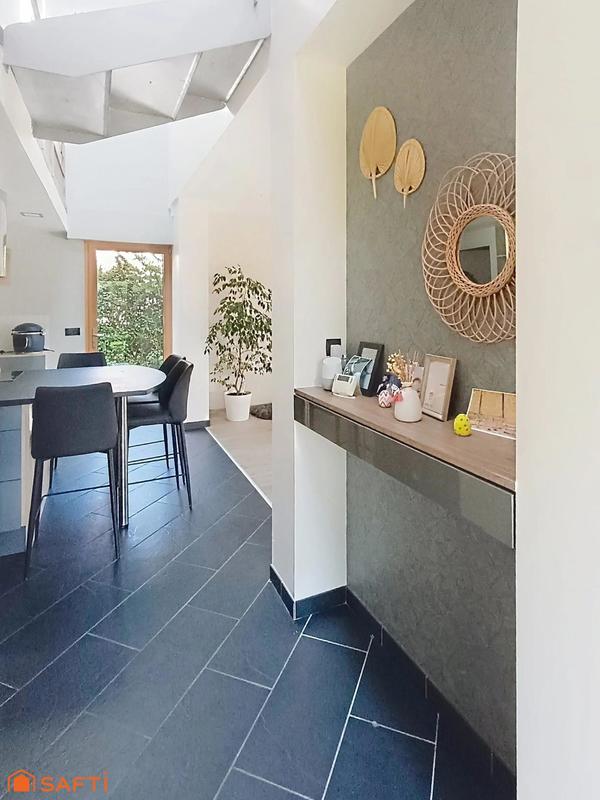 Maison - 186 m² - 7 pièces