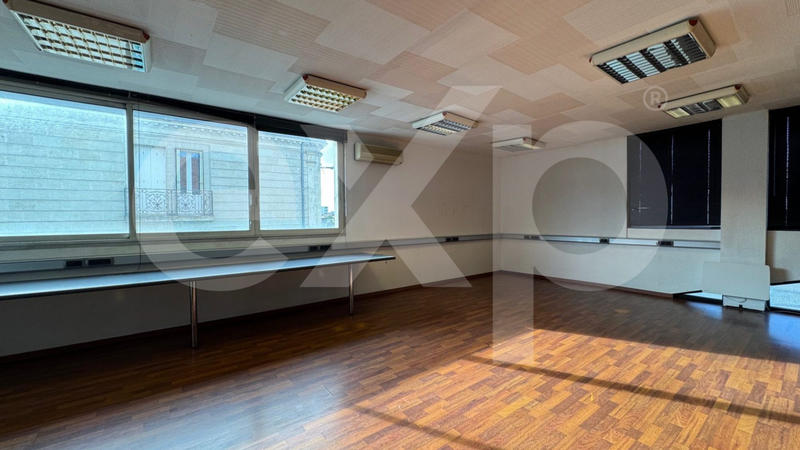 Bureau - 150 m²