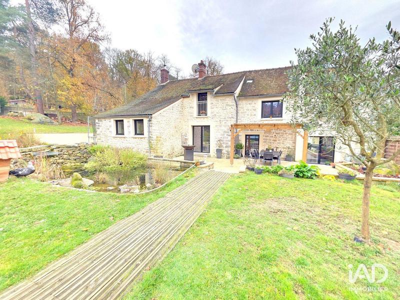 Maison - 270 m² - 5 pièces