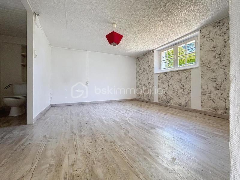 Maison traditionnelle - 110 m² - 4 pièces