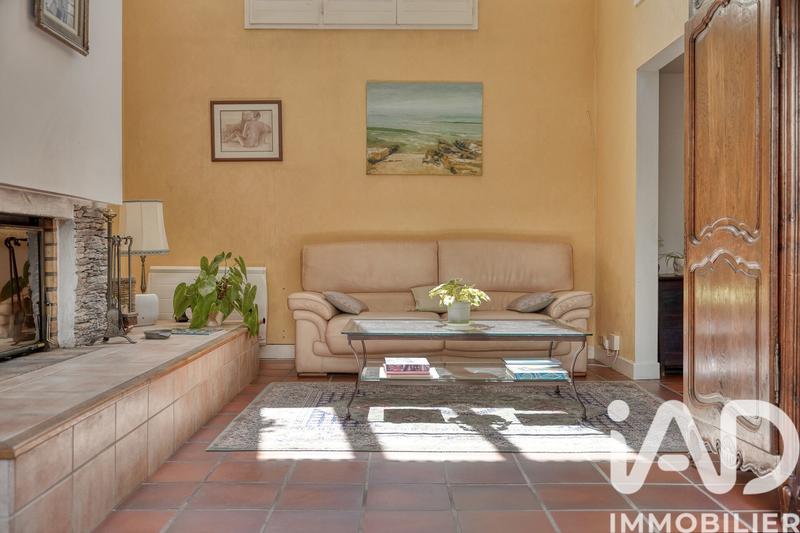 Maison - 206 m² - 8 pièces