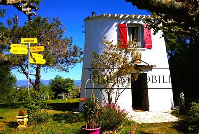 Propriété - 380 m² - 15 pièces