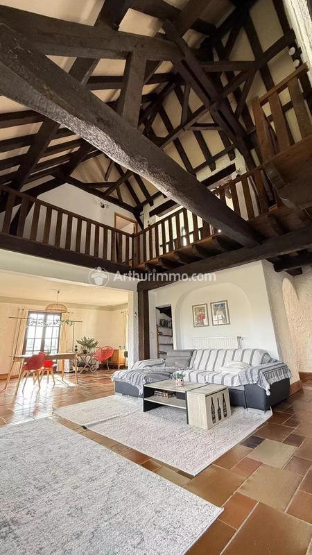 Maison - 264 m² - 9 pièces