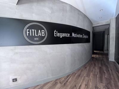 Local commercial - 32 m² - 1 pièce