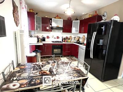 Maison - 97 m² - 4 pièces