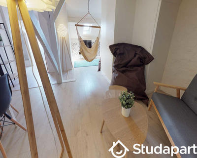 Chambre - 60 m² - 1 pièce