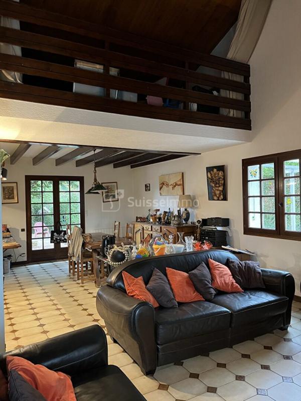 Maison - 180 m² - 6 pièces