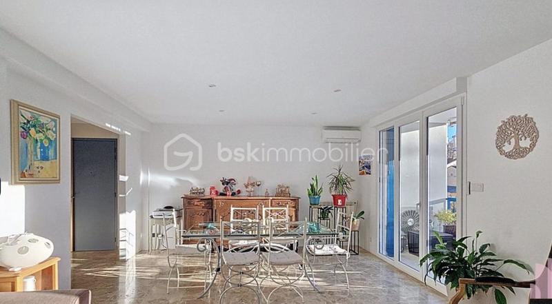 Appartement - 85 m² - 3 pièces