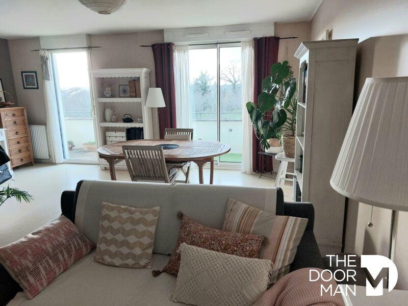 Appartement - 76 m² - 3 pièces