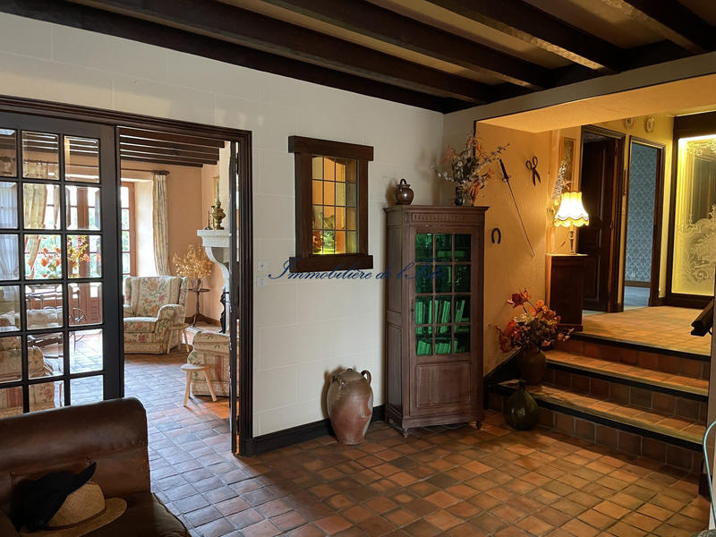 Maison - 310 m² - 10 pièces