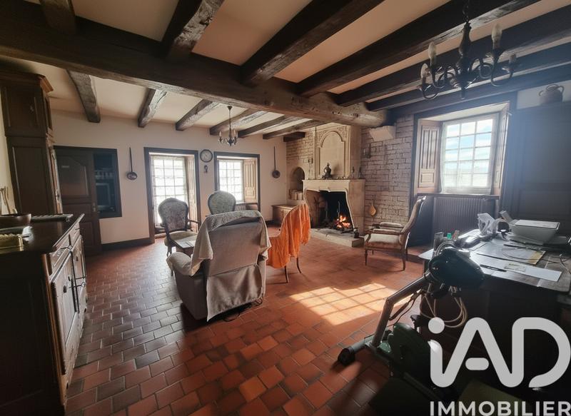 Maison - 254 m² - 6 pièces