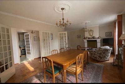 Maison - 107 m² - 5 pièces