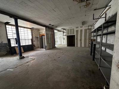 Local commercial - 166 m²