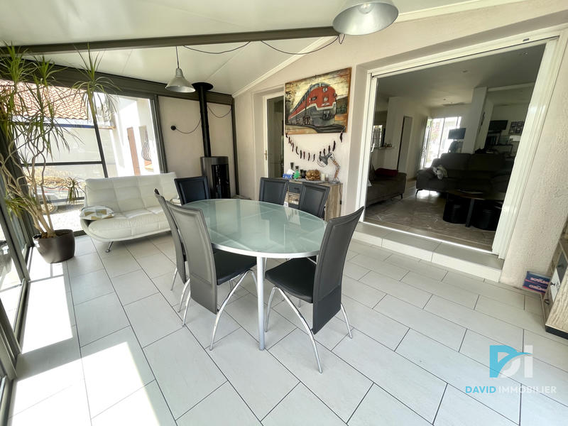 Villa - 164 m² - 6 pièces