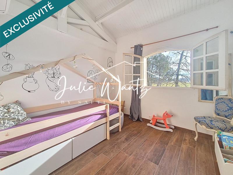 Maison - 130 m² - 5 pièces