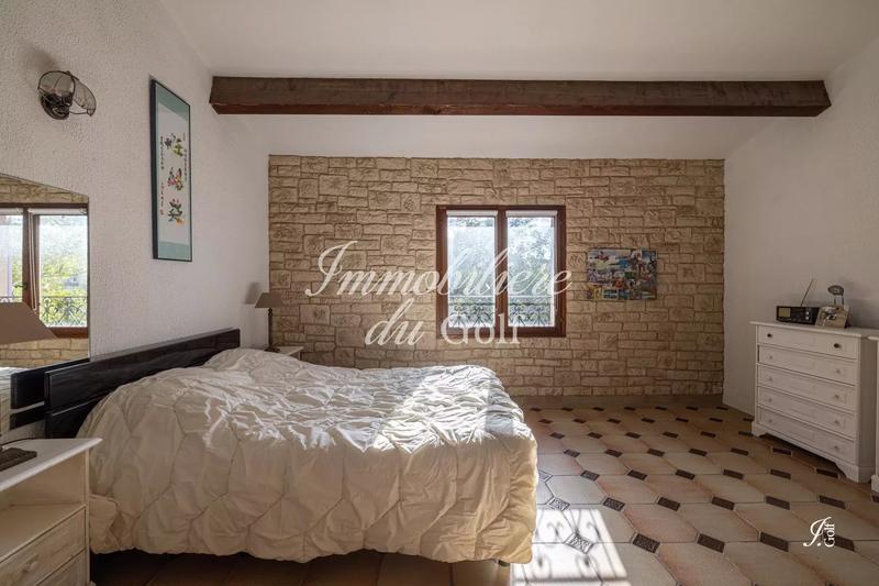Maison - 144 m² - 5 pièces