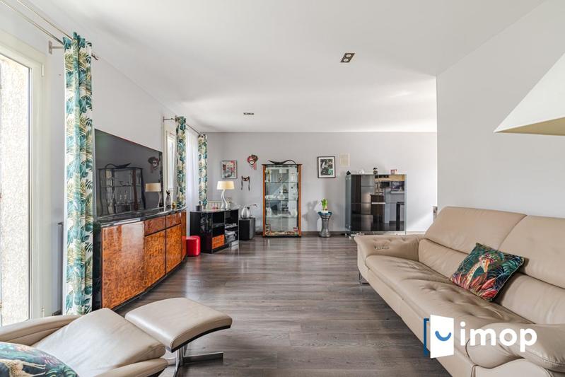 Maison - 110 m² - 6 pièces