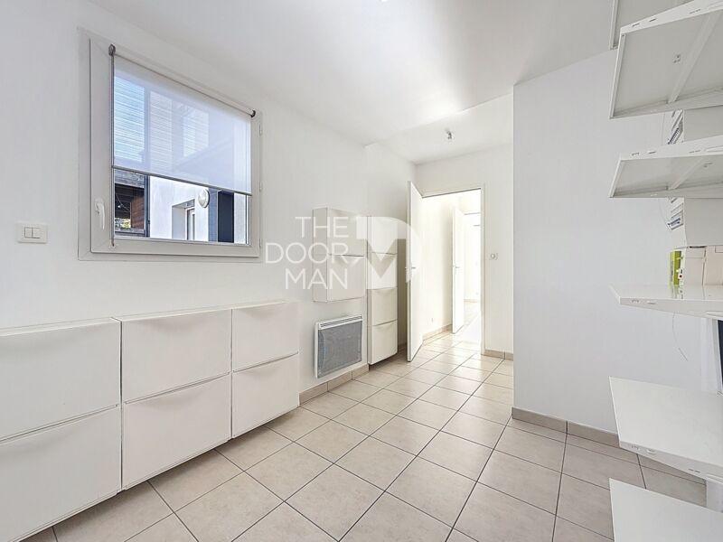 Maison - 99 m² - 4 pièces