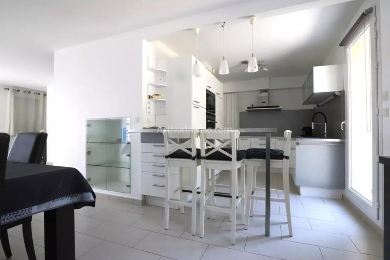 Maison - 108 m² - 5 pièces