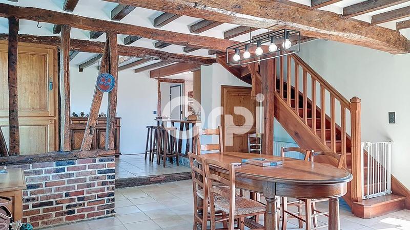 Maison - 176 m² - 8 pièces