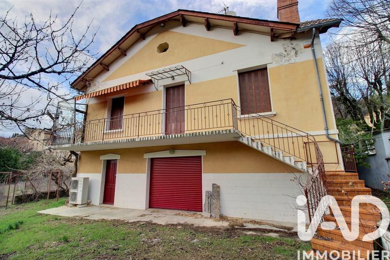 Maison de village - 139 m² - 6 pièces