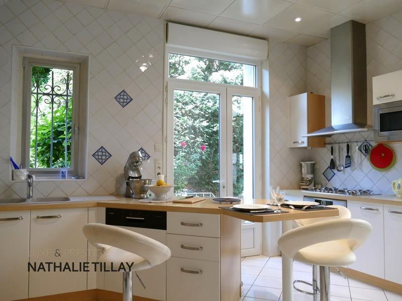 Hôtel particulier - 465 m² - 12 pièces