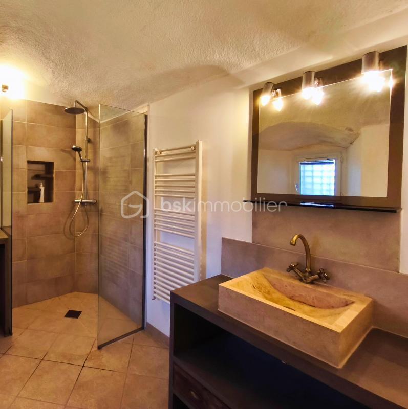 Appartement - 61 m² - 2 pièces