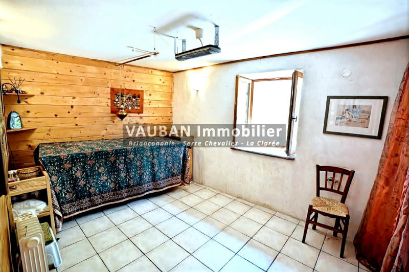 Appartement - 145 m² - 6 pièces