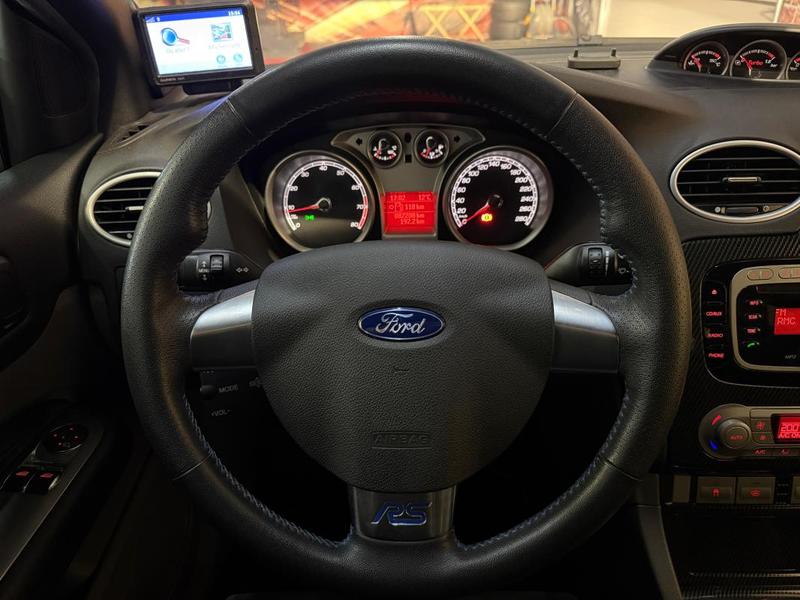 Ford Focus Rs 305 cv