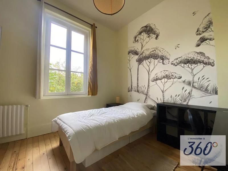 Appartement - 20 m² - 5 pièces