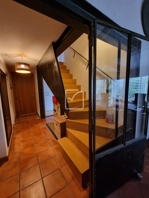 Maison - 147 m² - 4 pièces