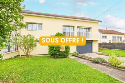 Maison - 107 m² - 5 pièces