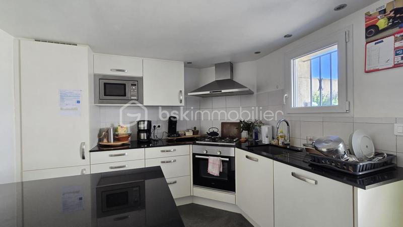 Maison en pierre - 223 m² - 7 pièces