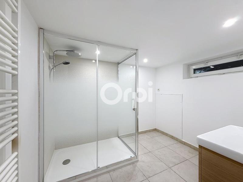 Maison - 140 m² - 7 pièces