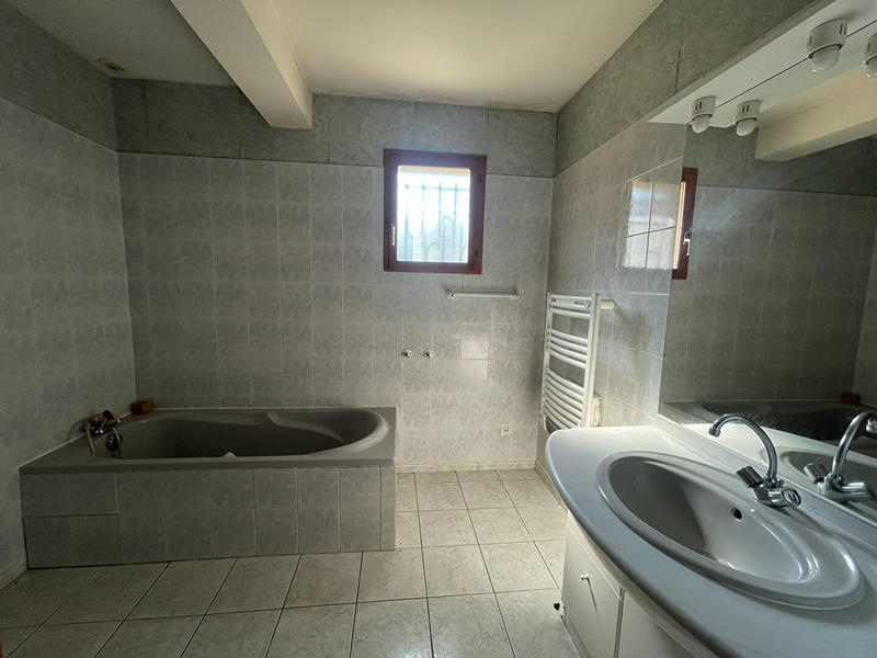 Villa - 229 m² - 7 pièces