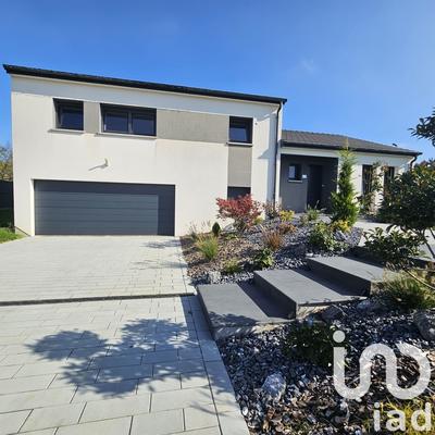 Maison - 135 m² - 6 pièces