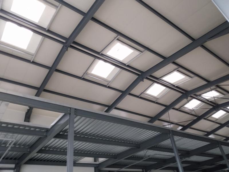 Local d'activité / Entrepôt - 592 m² - 2 pièces