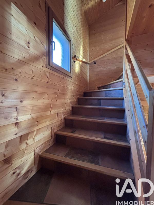 Maison - 188 m² - 7 pièces