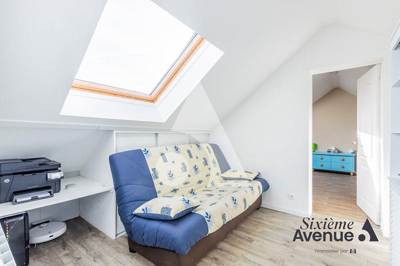 Maison - 121 m² - 6 pièces