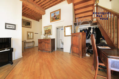 Appartement - 172 m² - 6 pièces