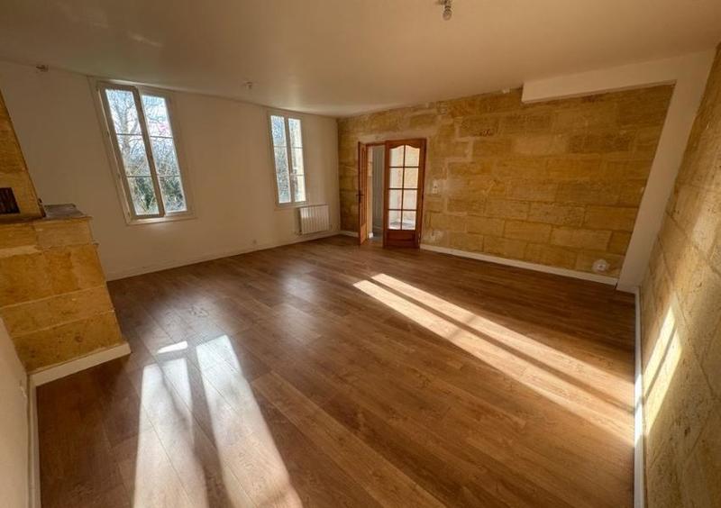 Appartement - 80 m² - 3 pièces