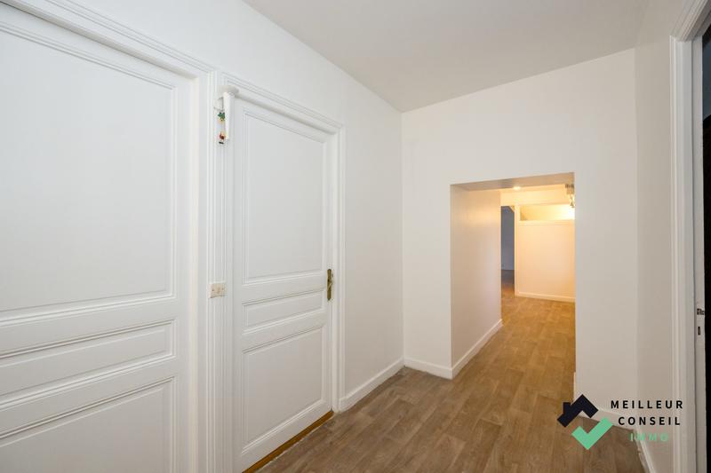 Maison - 180 m² - 6 pièces