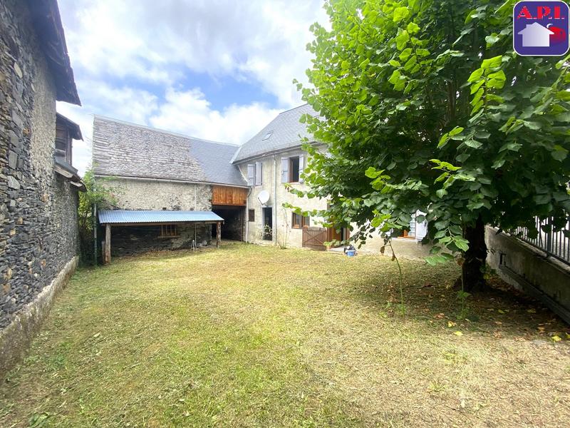 Maison - 93 m² - 5 pièces
