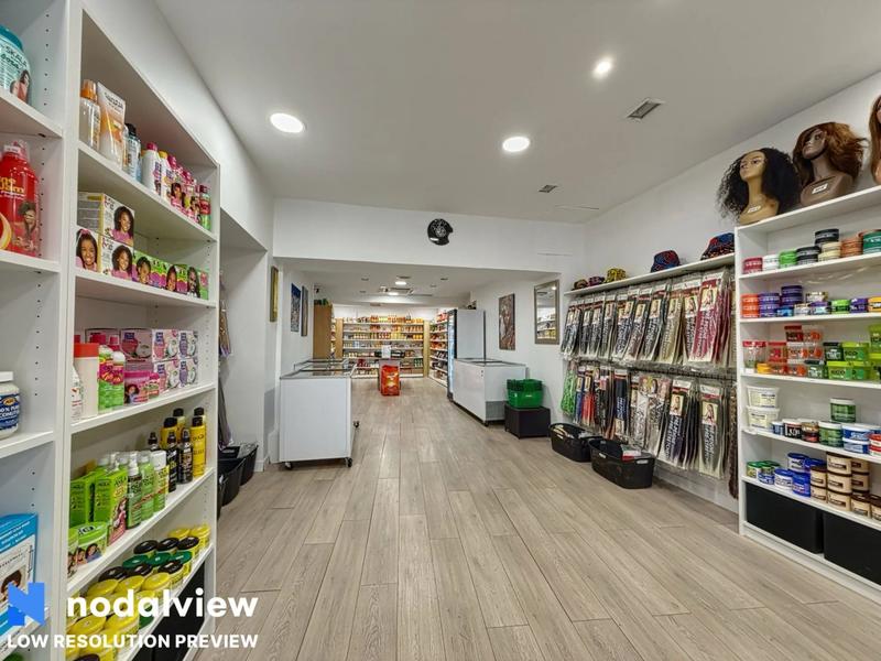 Bureau - 116 m² - 1 pièce