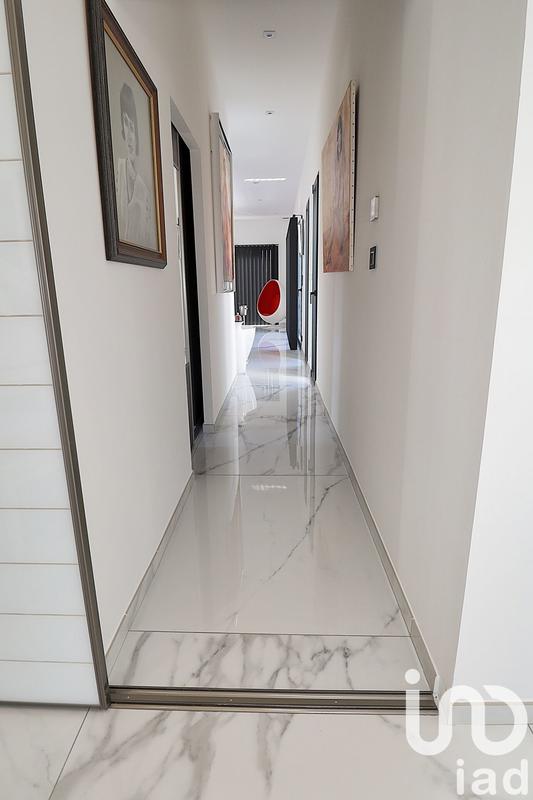 Maison - 210 m² - 4 pièces