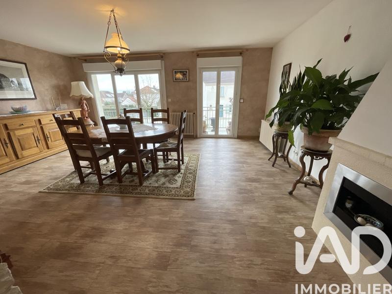 Maison de ville - 137 m² - 6 pièces