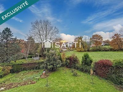 Maison - 230 m² - 7 pièces