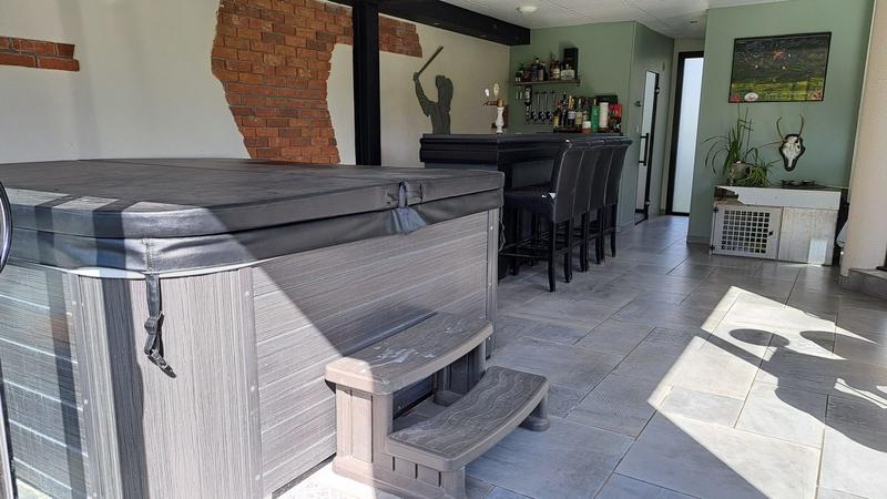 Maison contemporaine - 240 m² - 8 pièces