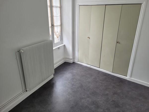 Appartement - 136 m² - 5 pièces