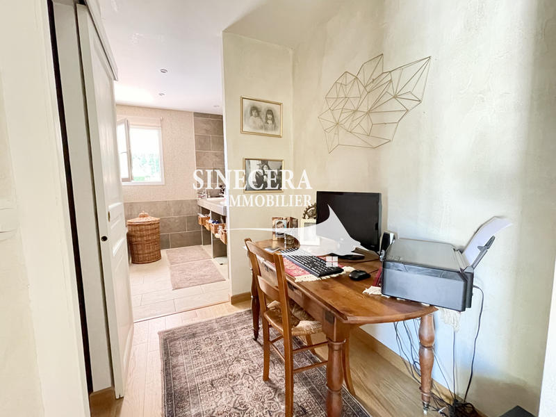 Villa - 193 m² - 6 pièces